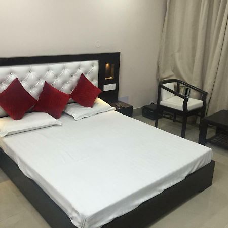Metro Lodge حيدر أباد المظهر الخارجي الصورة